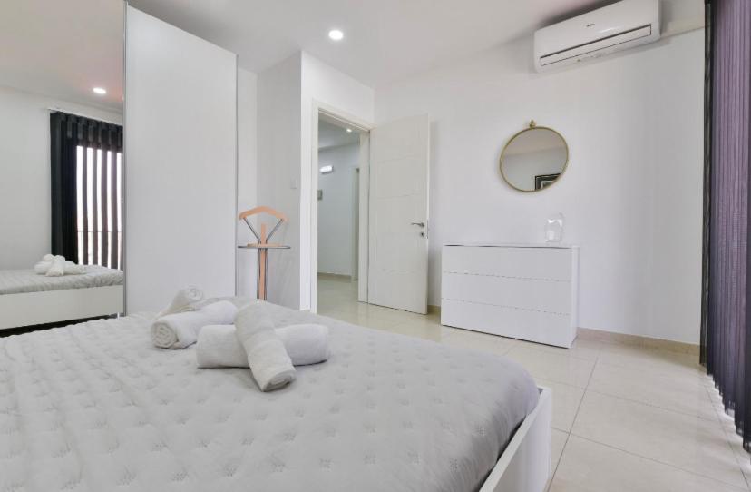 Sea View Apartment Birżebbuġa Exterior foto